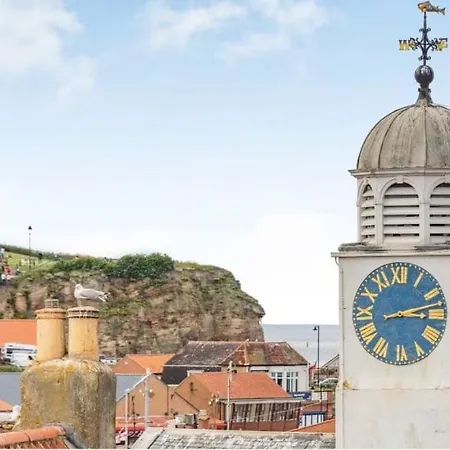 Old Town Stay, Sleeps 4, The Nest