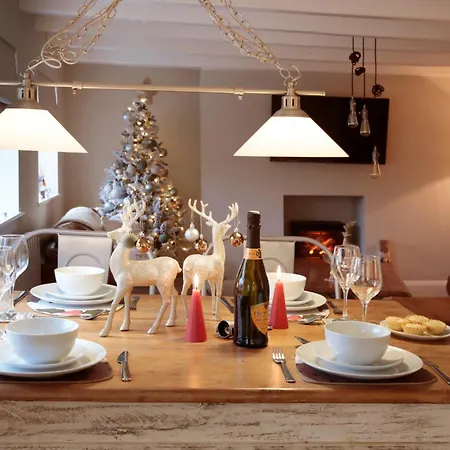 The Nest- 2 Bed Whitby
